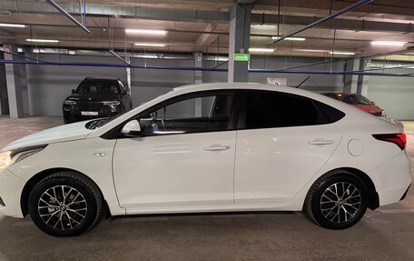 Hyundai Solaris II рестайлинг, 2018 год, 1 320 000 рублей, 3 фотография