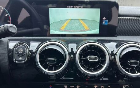 Mercedes-Benz A-Класс, 2022 год, 2 100 000 рублей, 10 фотография