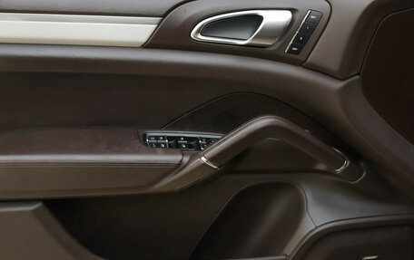 Porsche Cayenne III, 2010 год, 1 949 000 рублей, 30 фотография