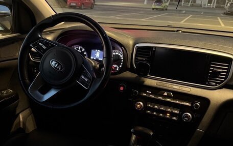 KIA Sportage IV рестайлинг, 2021 год, 2 690 000 рублей, 7 фотография