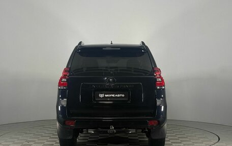 Toyota Land Cruiser Prado 150 рестайлинг 2, 2018 год, 4 450 000 рублей, 6 фотография