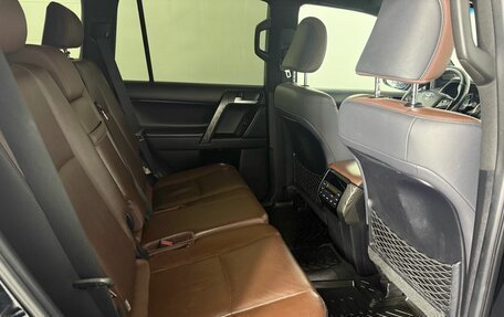 Toyota Land Cruiser Prado 150 рестайлинг 2, 2018 год, 4 450 000 рублей, 12 фотография