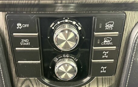 Toyota Land Cruiser Prado 150 рестайлинг 2, 2018 год, 4 450 000 рублей, 15 фотография