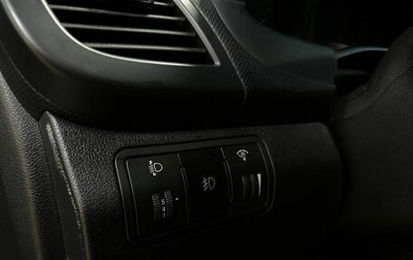 Hyundai Solaris II рестайлинг, 2011 год, 762 000 рублей, 13 фотография