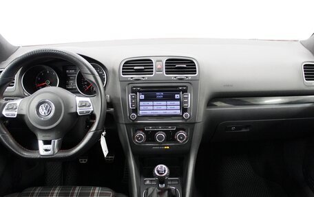 Volkswagen Golf GTI VII, 2010 год, 1 250 000 рублей, 10 фотография