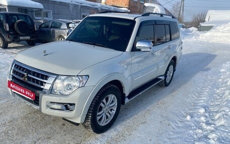 Mitsubishi Pajero IV, 2020 год, 4 980 000 рублей, 2 фотография