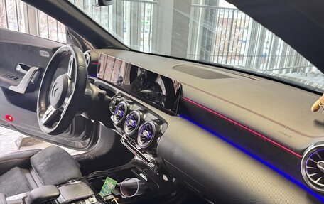 Mercedes-Benz CLA, 2019 год, 2 398 000 рублей, 15 фотография