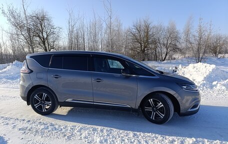 Renault Espace V рестайлинг, 2016 год, 1 499 000 рублей, 7 фотография