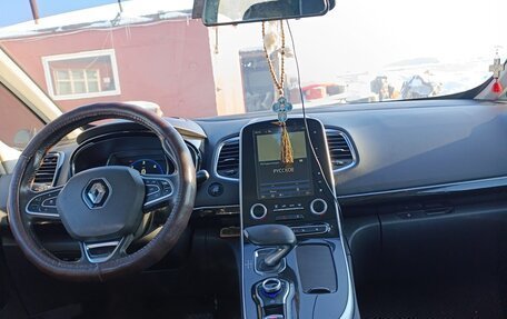 Renault Espace V рестайлинг, 2016 год, 1 499 000 рублей, 12 фотография