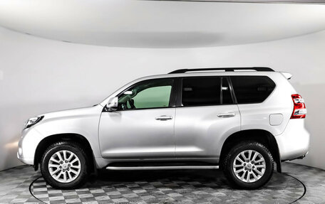 Toyota Land Cruiser Prado 150 рестайлинг 2, 2014 год, 2 989 000 рублей, 10 фотография