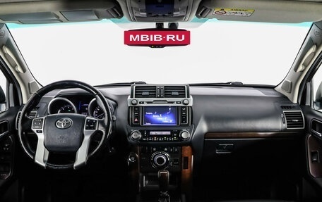 Toyota Land Cruiser Prado 150 рестайлинг 2, 2014 год, 2 989 000 рублей, 12 фотография