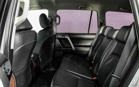 Toyota Land Cruiser Prado 150 рестайлинг 2, 2014 год, 2 989 000 рублей, 26 фотография