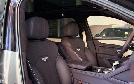 Bentley Bentayga I, 2025 год, 39 900 000 рублей, 7 фотография