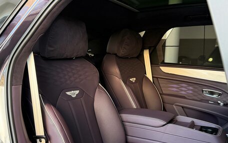 Bentley Bentayga I, 2025 год, 39 900 000 рублей, 12 фотография