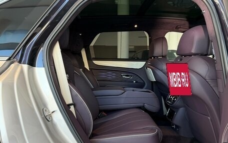 Bentley Bentayga I, 2025 год, 39 900 000 рублей, 11 фотография