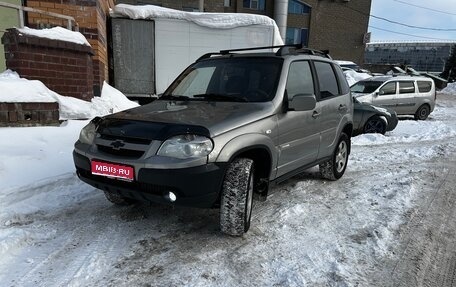 Chevrolet Niva I рестайлинг, 2011 год, 320 000 рублей, 1 фотография