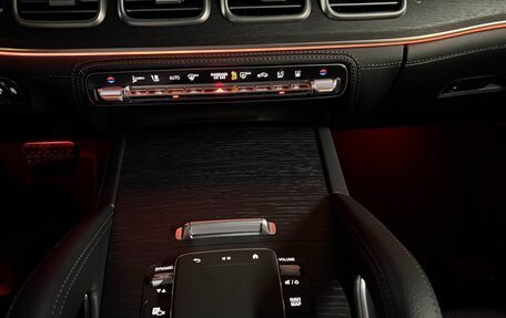 Mercedes-Benz GLE, 2025 год, 17 990 000 рублей, 23 фотография