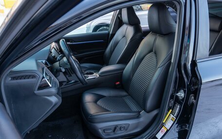 Toyota Camry, 2018 год, 2 219 000 рублей, 11 фотография