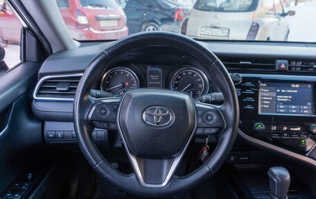 Toyota Camry, 2018 год, 2 219 000 рублей, 13 фотография