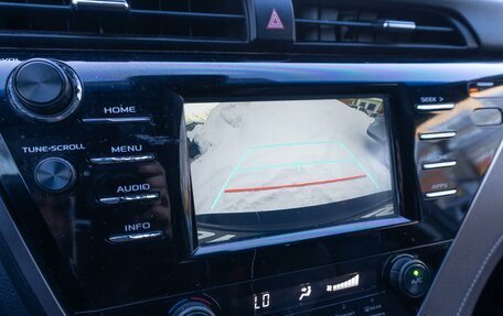 Toyota Camry, 2018 год, 2 219 000 рублей, 17 фотография