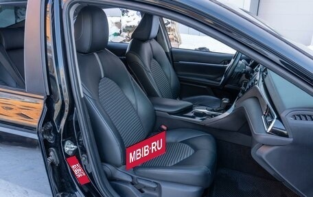 Toyota Camry, 2018 год, 2 219 000 рублей, 9 фотография