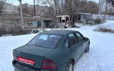 Opel Vectra B рестайлинг, 1997 год, 110 000 рублей, 3 фотография