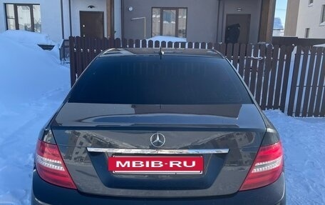 Mercedes-Benz C-Класс, 2011 год, 1 200 000 рублей, 4 фотография