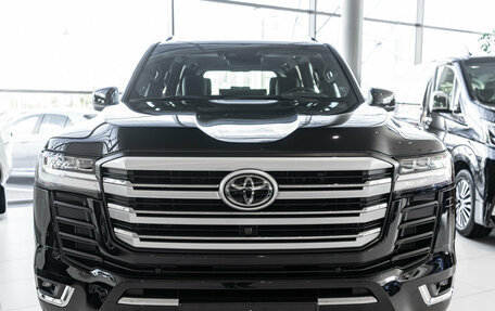 Toyota Land Cruiser, 2025 год, 16 800 000 рублей, 2 фотография