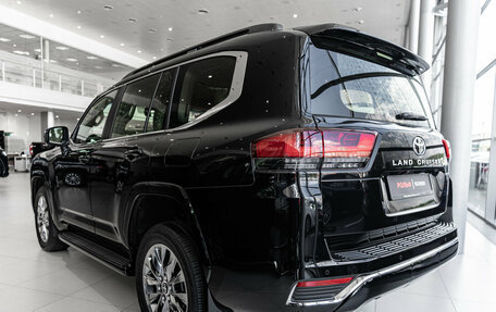 Toyota Land Cruiser, 2025 год, 16 800 000 рублей, 5 фотография