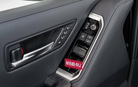 Toyota Land Cruiser, 2025 год, 16 800 000 рублей, 12 фотография