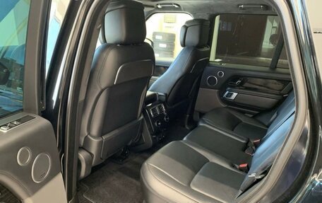 Land Rover Range Rover IV рестайлинг, 2019 год, 7 300 000 рублей, 9 фотография