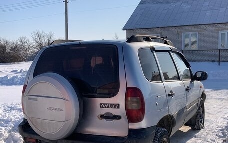 Chevrolet Niva I рестайлинг, 2006 год, 335 000 рублей, 4 фотография