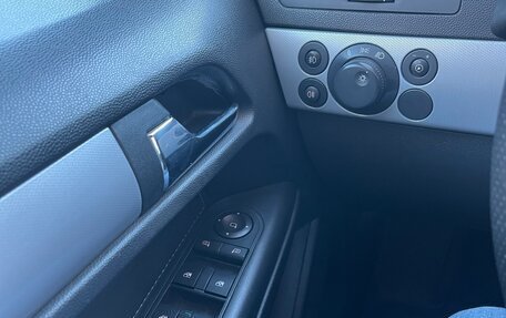 Opel Astra H, 2006 год, 400 000 рублей, 11 фотография