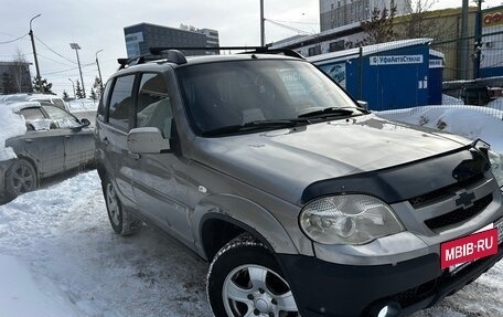 Chevrolet Niva I рестайлинг, 2011 год, 320 000 рублей, 4 фотография