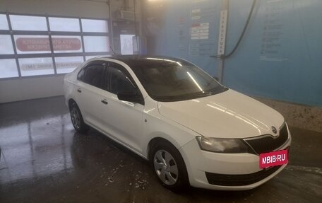 Skoda Rapid I, 2015 год, 650 000 рублей, 3 фотография