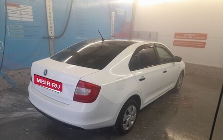 Skoda Rapid I, 2015 год, 650 000 рублей, 4 фотография