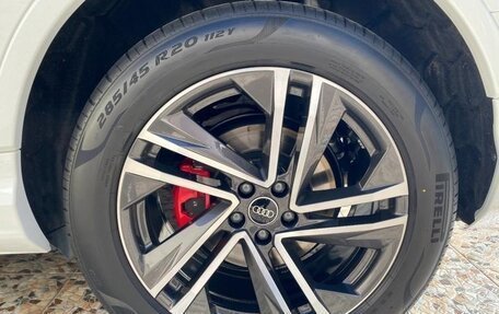 Audi Q7, 2023 год, 12 000 000 рублей, 8 фотография