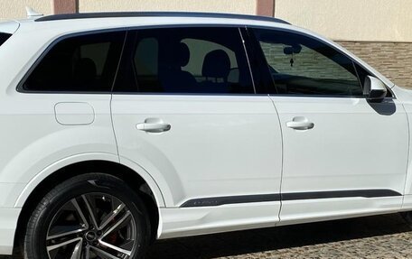 Audi Q7, 2023 год, 12 000 000 рублей, 5 фотография