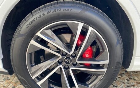 Audi Q7, 2023 год, 12 000 000 рублей, 7 фотография