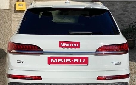 Audi Q7, 2023 год, 12 000 000 рублей, 2 фотография