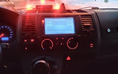 Volkswagen Transporter T5 рестайлинг, 2008 год, 850 000 рублей, 4 фотография