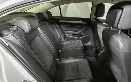 Volkswagen Passat B8 рестайлинг, 2018 год, 2 295 000 рублей, 16 фотография