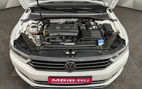 Volkswagen Passat B8 рестайлинг, 2018 год, 2 295 000 рублей, 11 фотография