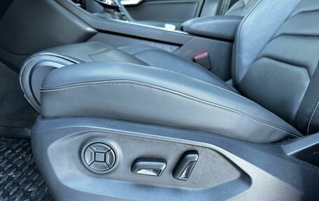 Volkswagen Touareg III, 2020 год, 5 500 000 рублей, 10 фотография