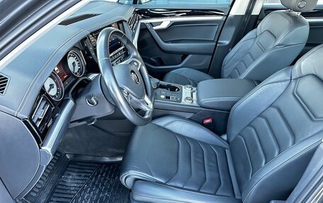 Volkswagen Touareg III, 2020 год, 5 500 000 рублей, 9 фотография