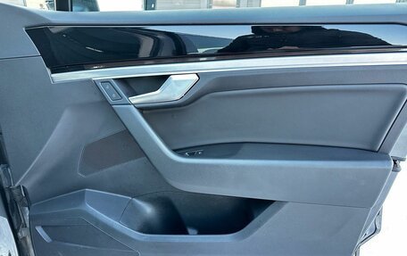 Volkswagen Touareg III, 2020 год, 5 500 000 рублей, 24 фотография