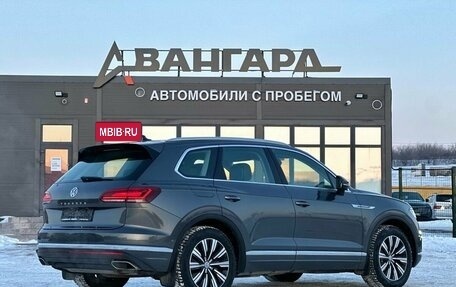 Volkswagen Touareg III, 2020 год, 5 500 000 рублей, 5 фотография
