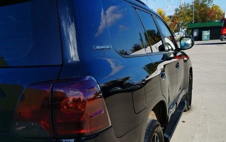 Toyota Land Cruiser 200, 2014 год, 7 фотография