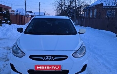 Hyundai Solaris II рестайлинг, 2013 год, 650 000 рублей, 1 фотография