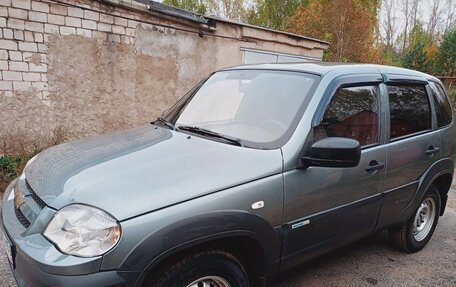 Chevrolet Niva I рестайлинг, 2012 год, 600 000 рублей, 1 фотография